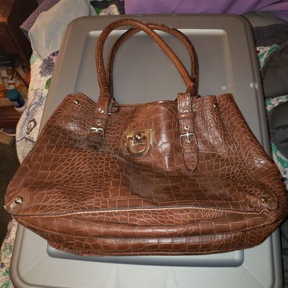 XL Faux Leather Crocodile/Snakskin Brown purse by Bueno - Picture 16 of 16